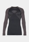 SPEED DRYARN TEE - Tops ar garām piedurknēm - magnet