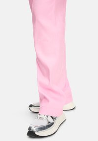 Marc Cain WASHINGTON - Trousers - fresh pink