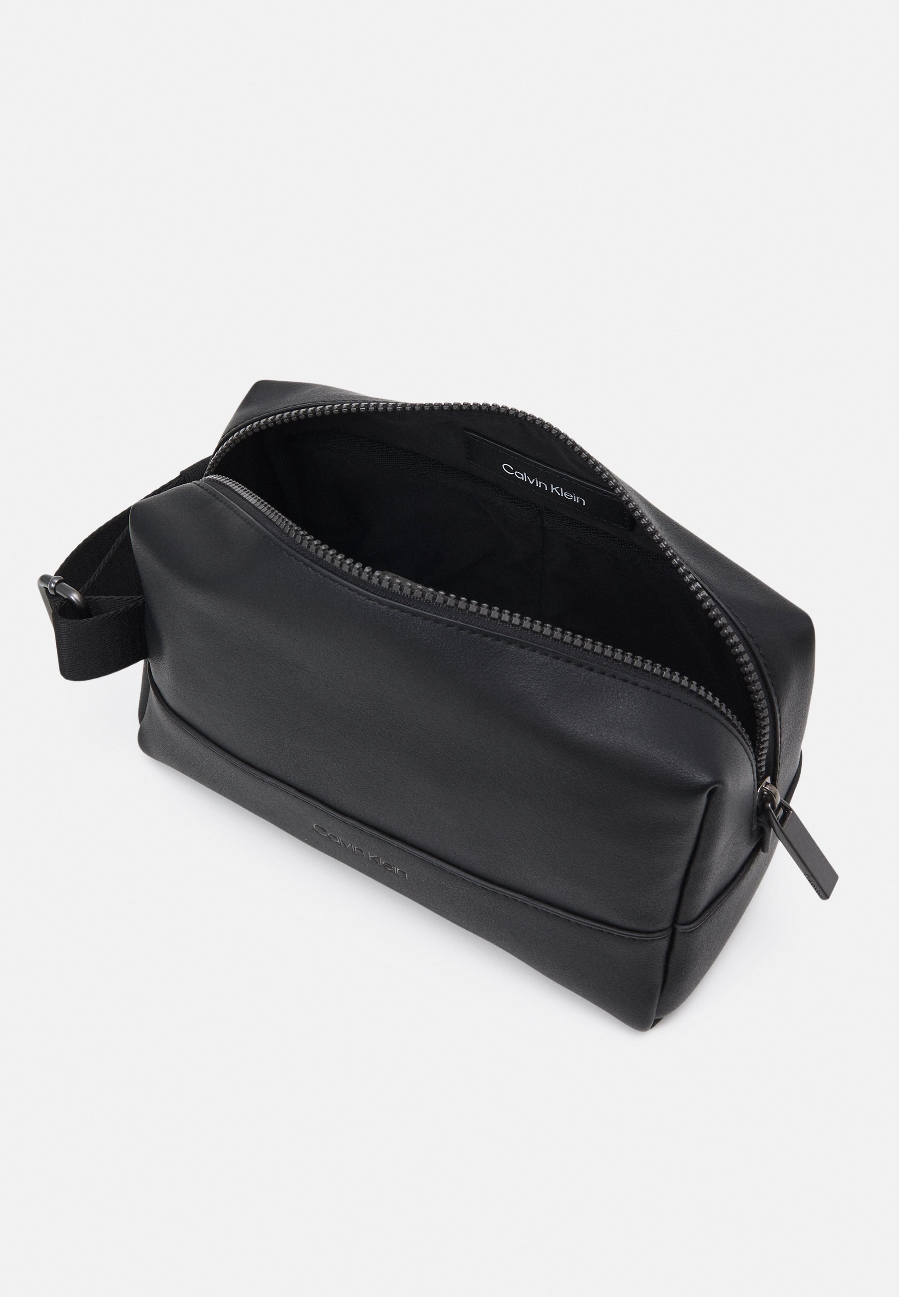ck wash bag