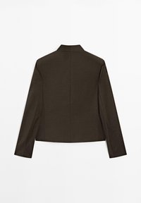 Brauner, taillierter Blazer aus strukturiertem Stoff. Verfügt über einen scharfen Kragen und lange Ärmel, mit einer schlichten Rückennaht.