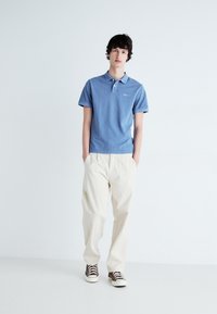 Pepe Jeans NEW OLIVER - Polo krekls - sea blue