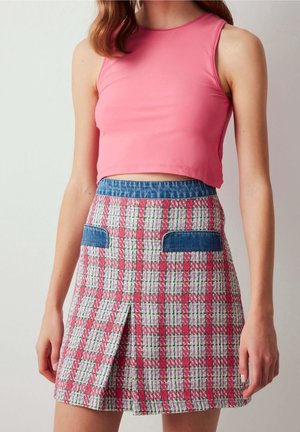 Falda acampanada - pink