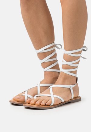 Gioseppo, LUSSAT - Sandalias de dedo - blanco