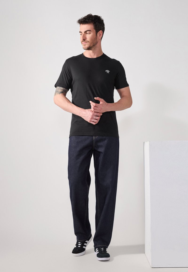 Pier One by Zalando - 2 PACK - Marškinėliai su spaudiniu - black/white, Padidinti