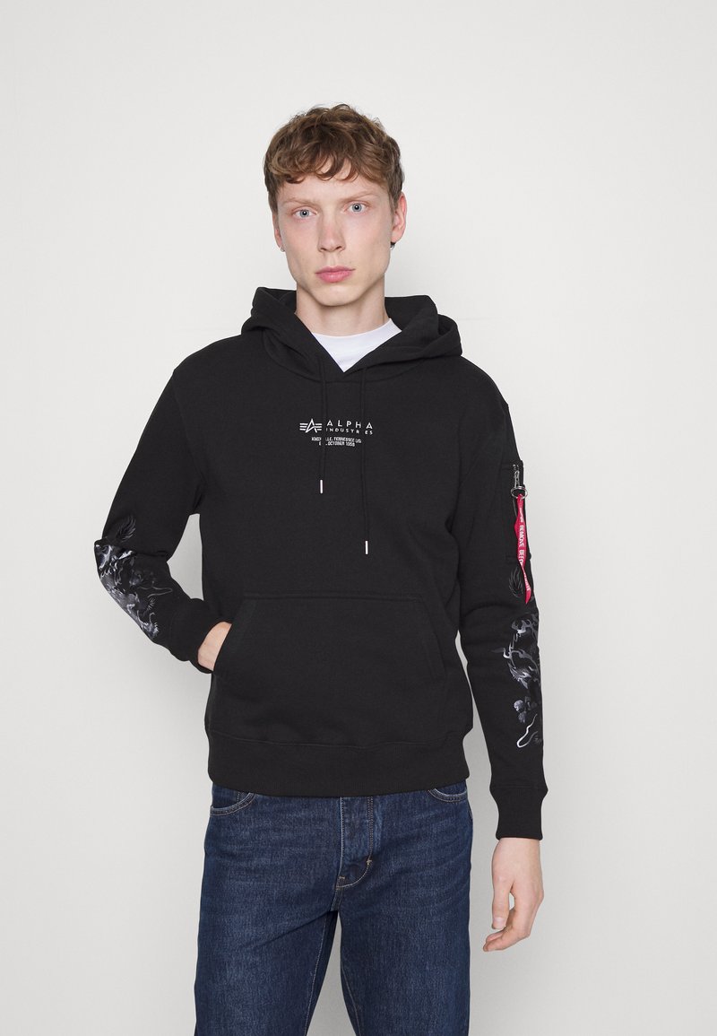 Alpha Industries - DRAGON EMB HOODY - Collegepaita - black, Suurenna