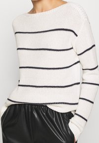 esmé studios Strickpullover - white