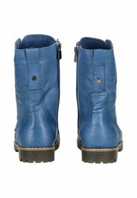 Bottines en cuir bleu avec une finition texturée, dotées de fermetures éclair sur les côtés et d'une semelle robuste pour une meilleure traction.