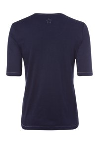 Marineblaues Kurzarm-T-Shirt mit Rundhalsausschnitt, glattem Stoff und einem kleinen sternförmigen Detail mit Strasssteinen auf der Rückseite.