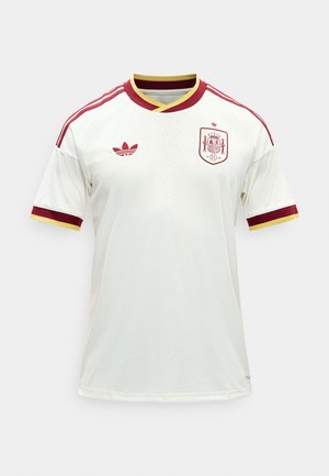 Wit Spaans voetbalshirt met rood en geel biesje, Adidas-logo op de rechterborst en Spaans nationale teamwapen op de linkerborst.