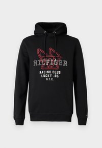 Čierna mikina s kapucňou vyrobená z bavlny, s prednou grafikou v červeno-bielom texte a logom. Obsahuje šnúrky a rebrované manžety.