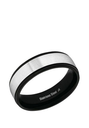 Anillo de banda bicolor de acero inoxidable negro y plateado con superficie exterior lisa y texto grabado en el interior "Acero Inoxidable".