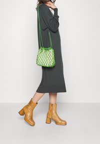 Marc O'Polo Abito in maglia - green