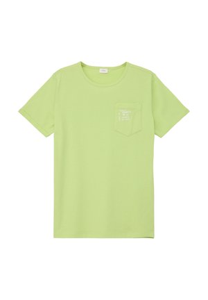 Lichtgroene katoenen t-shirt met korte mouwen, ronde hals en een borstzak met witte tekst. Zachte, gladde textuur.