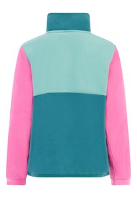 Fleece jack in teal, roze en lichtblauw. Hoge kraag, kleur geblokkeerd ontwerp met een zachte textuur. Geen zichtbare sluitingen of zakken.