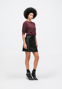 Rue de Femme TESNI SKIRT - Φούστα σε γραμμή Α - black