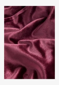 Sélectionné, berry red