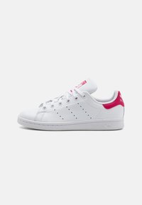 Unselected, footwear white/bold pink