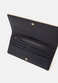 Tommy Hilfiger CASUAL LARGE WALLET - Portfel