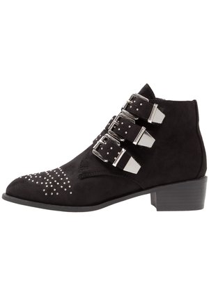 Kotníková obuv - black