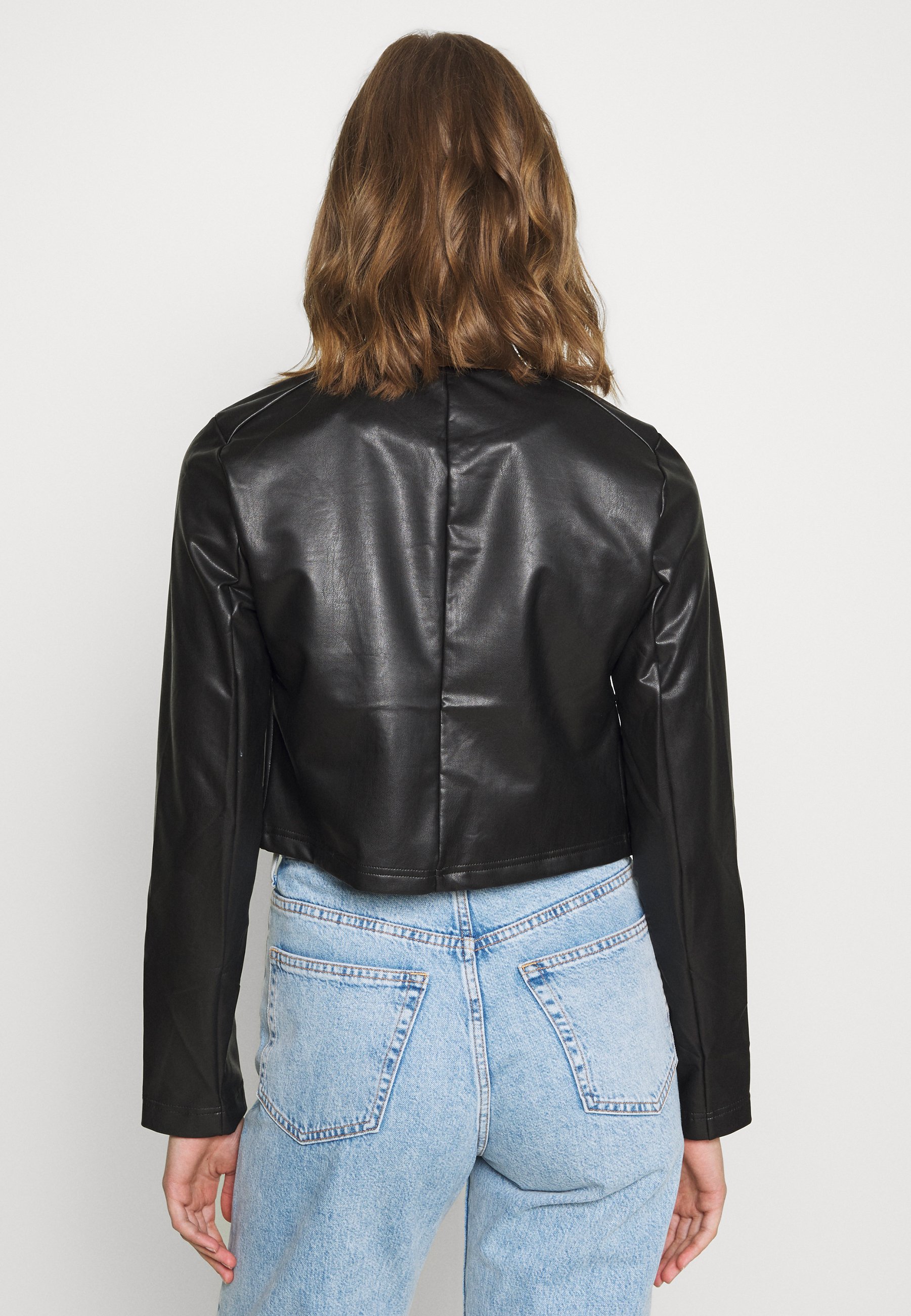 bolero leather