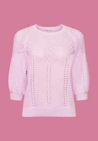 Pull rose clair en maille avec un motif texturé, manches bouffantes et ourlet côtelé. La partie supérieure présente un détail ajouré.