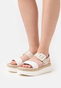 mtng Espadrillot - white