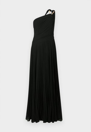 Vestido negro de un solo hombro con tela plisada. Presenta un corpiño ajustado y una falda en cascada, hecho de material ligero.