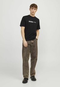 Jack & Jones RUNDHALS  - Camiseta estampada - black