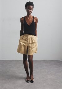 Stuart Weitzman SLEEK SLINGBACK - Slingback ballerina´s - fawn/black