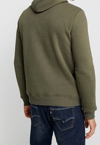 Cars Jeans Huppari - olive