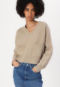 Tommy Jeans CLAIRE MIDI SKIRT - Gonna di jeans - blue denim