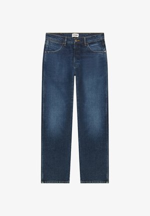 Jeans de mezclilla azul oscuro con corte recto, que cuentan con un cierre de botón y cremallera, cinco bolsillos y un ligero desgaste en la parte delantera.