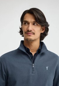 Polo Club RIGBY GO ZIPPER NECK - Sweater - denim blue/blauw denim ...