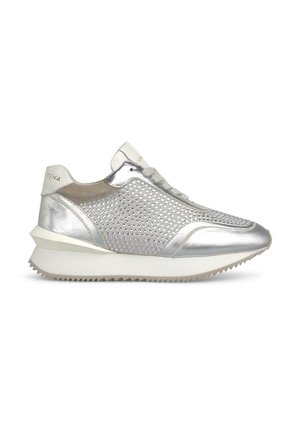 Sneakers laag - plateado