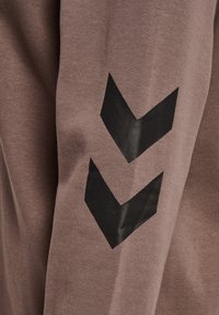 Hummel ACY antracytowy