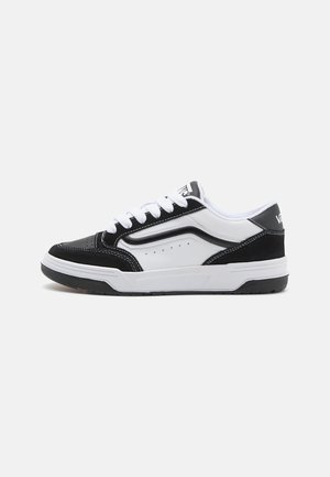 Vans HYLANE - Sneakers basse - black/white