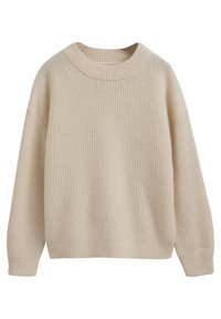 Jersey de punto beige con textura acanalada, cuello redondo ancho, hombros caídos y mangas largas; material suave y ajuste relajado.