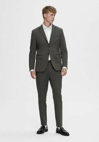 Selected Homme SLHSLIM AITOR FLEX - Kavaj - chocolate torte