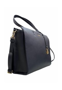 Borsa a tracolla in pelle nera con texture, dalla forma strutturata, dotata di tracolla removibile e dettagli in metallo dorato.