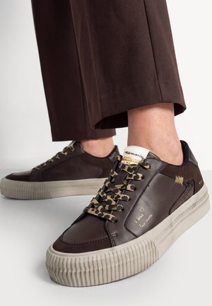 Tamaris, Baskets basses - mocca