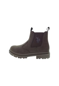 Stivale Chelsea in suede marrone con pannelli laterali elasticizzati, linguette, suola a carrarmato e logo di un giocatore di polo sul pannello esterno della caviglia.