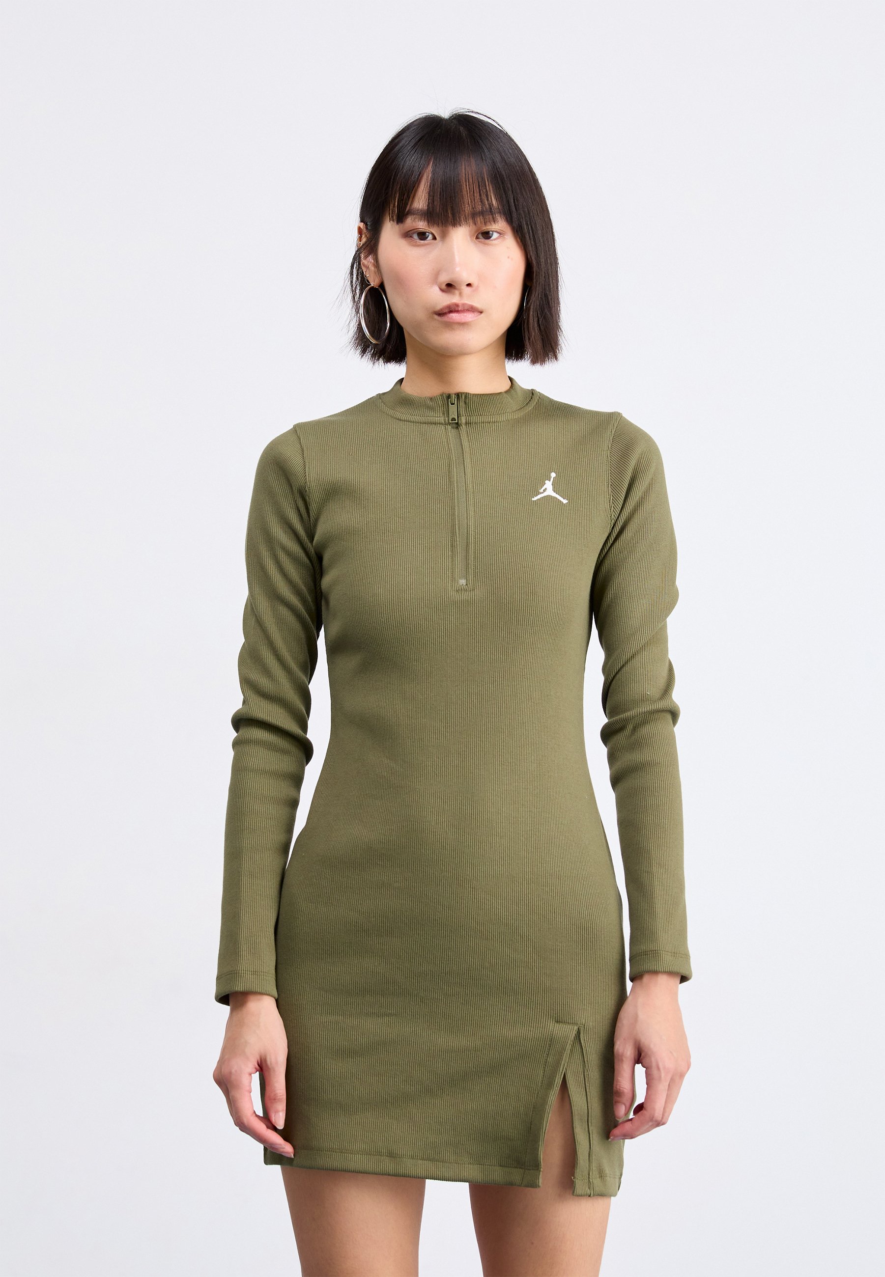 Jordan JORDAN - Jumper dress - medium olive/olive - Zalando.co.uk