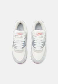 Nike Sportswear AIR MAX 90 - Tenisice - summit white/wolf grey/beyond pink/pure platinum/red stardust/light bone