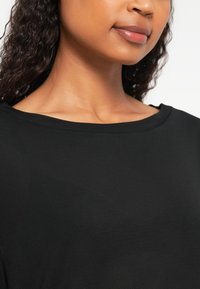 Bruuns Bazaar KATKA AALIA  - Camisola de manga comprida - black