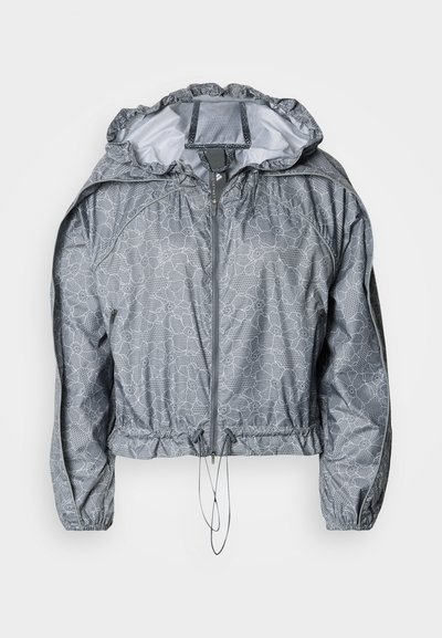 Γκρι κοντή ζακέτα με λουλουδάτο σχέδιο, ελαστικό τελείωμα και μανσέτες, φερμουάρ μπροστά και επενδεδυμένη κουκούλα, κατασκευασμένη από ελαφρύ, υφασμάτινο ύφασμα με υφή.