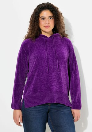 Pull à capuche violet en tricot texturé, avec des manches longues, une coupe ample, et des poignets et un ourlet côtelés.