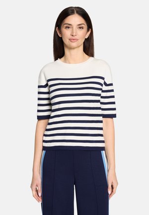 - T-shirt z nadrukiem