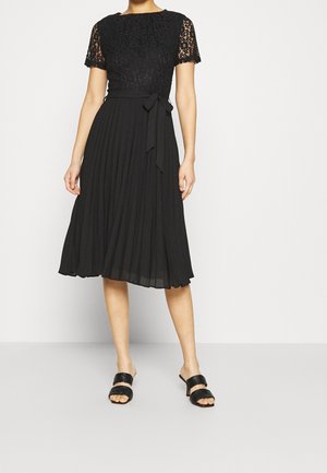 Cocktailklänning - black