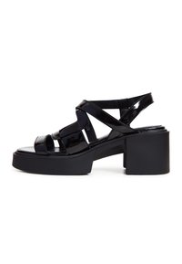 Plateausandaler - black