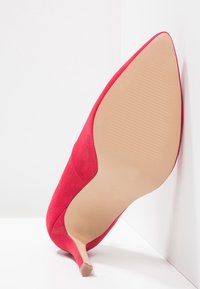 Anna Field Decolleté - red
